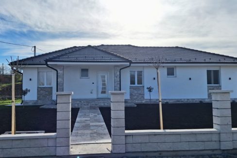 photo_2025-11-26_10-01-07