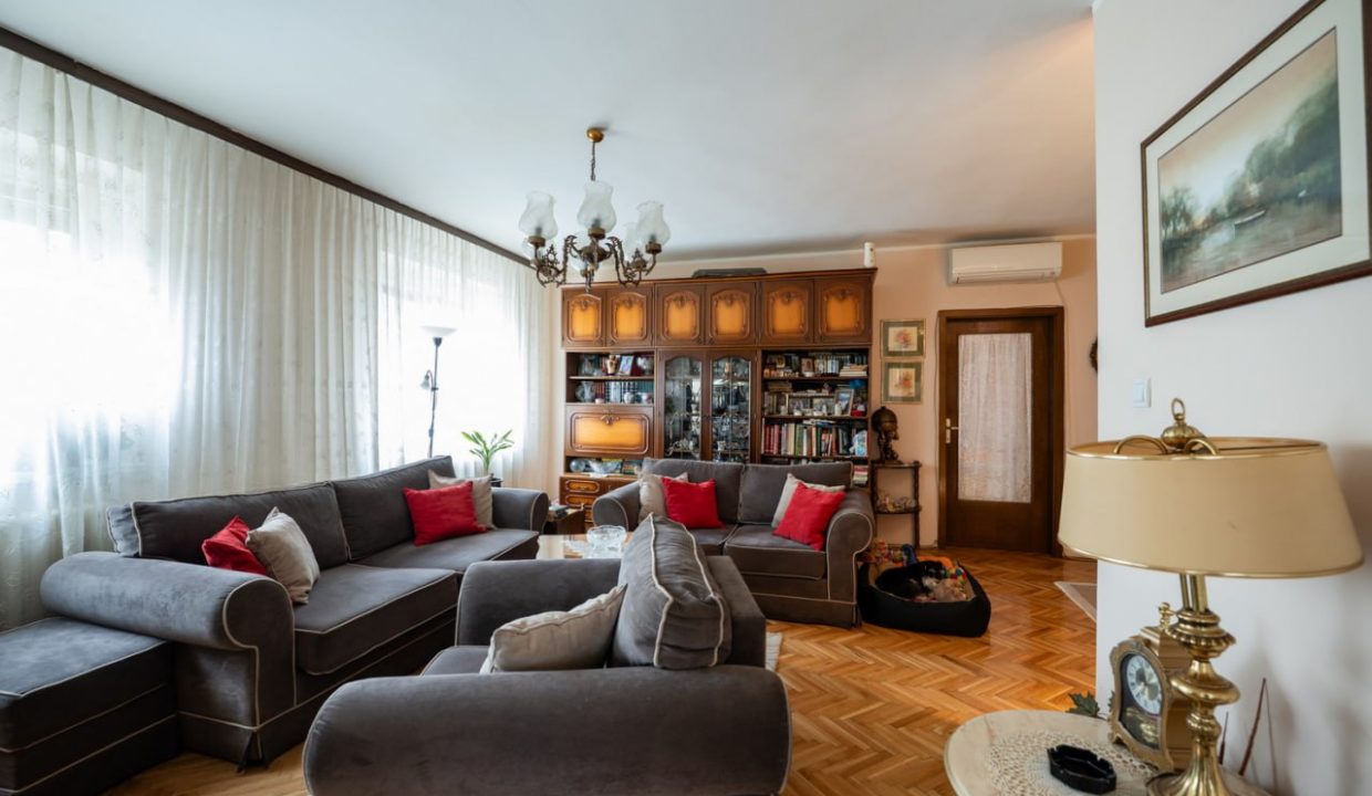 photo_2025-11-21_10-37-02