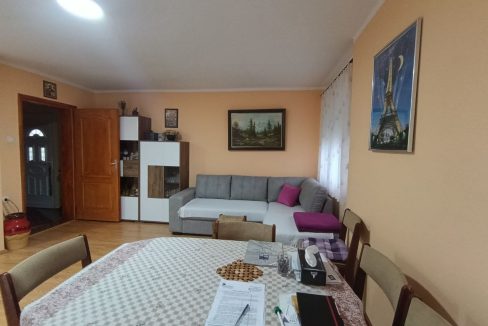 photo_2025-12-02_08-38-35