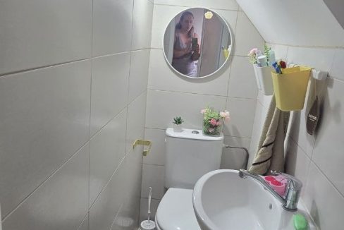 16 (28)